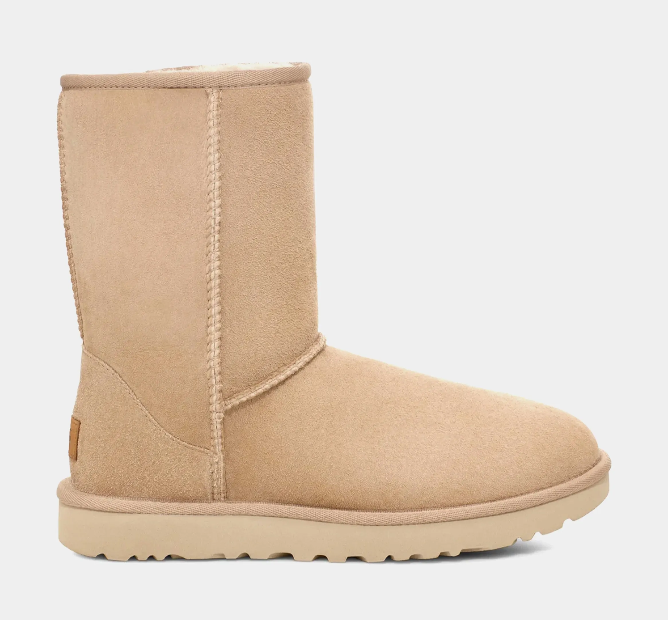 Classic Short II Boot Womens Boots (Sand)