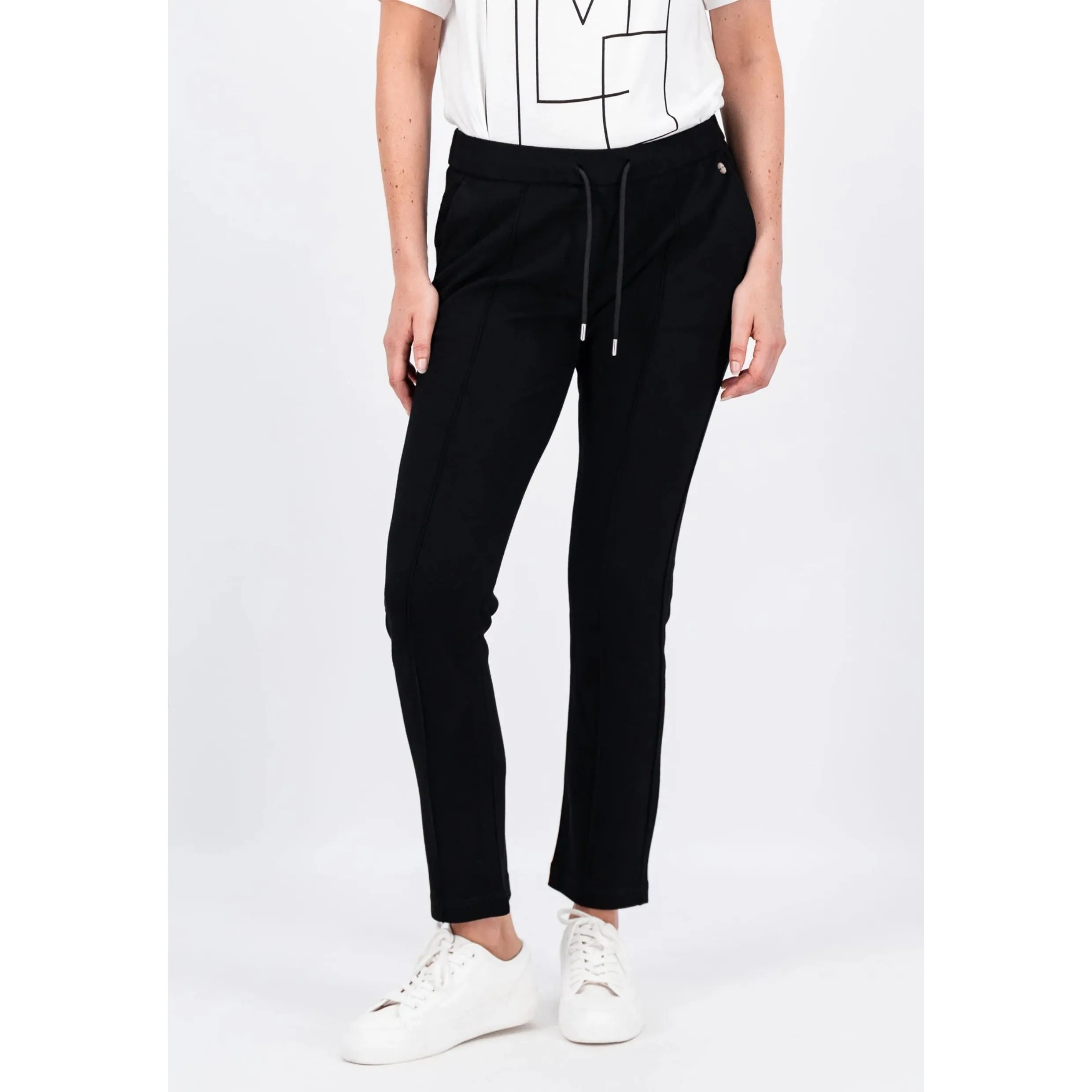 Fynch-Hatton Diagonal Jogpants in Black 24144011