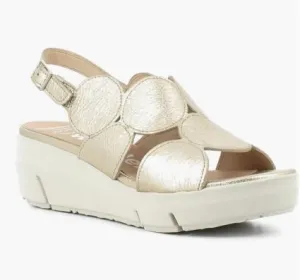 Wonders Glow Platino Sandal